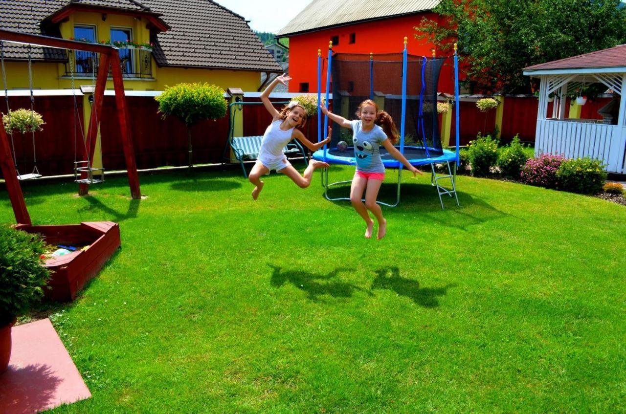 Apartmany Riviera A Chalupa Riviera Liptov, Bešeňová 外观 照片