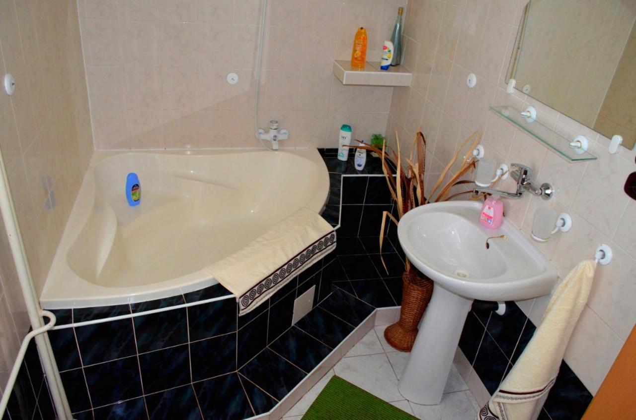 Apartmany Riviera A Chalupa Riviera Liptov, Bešeňová 外观 照片