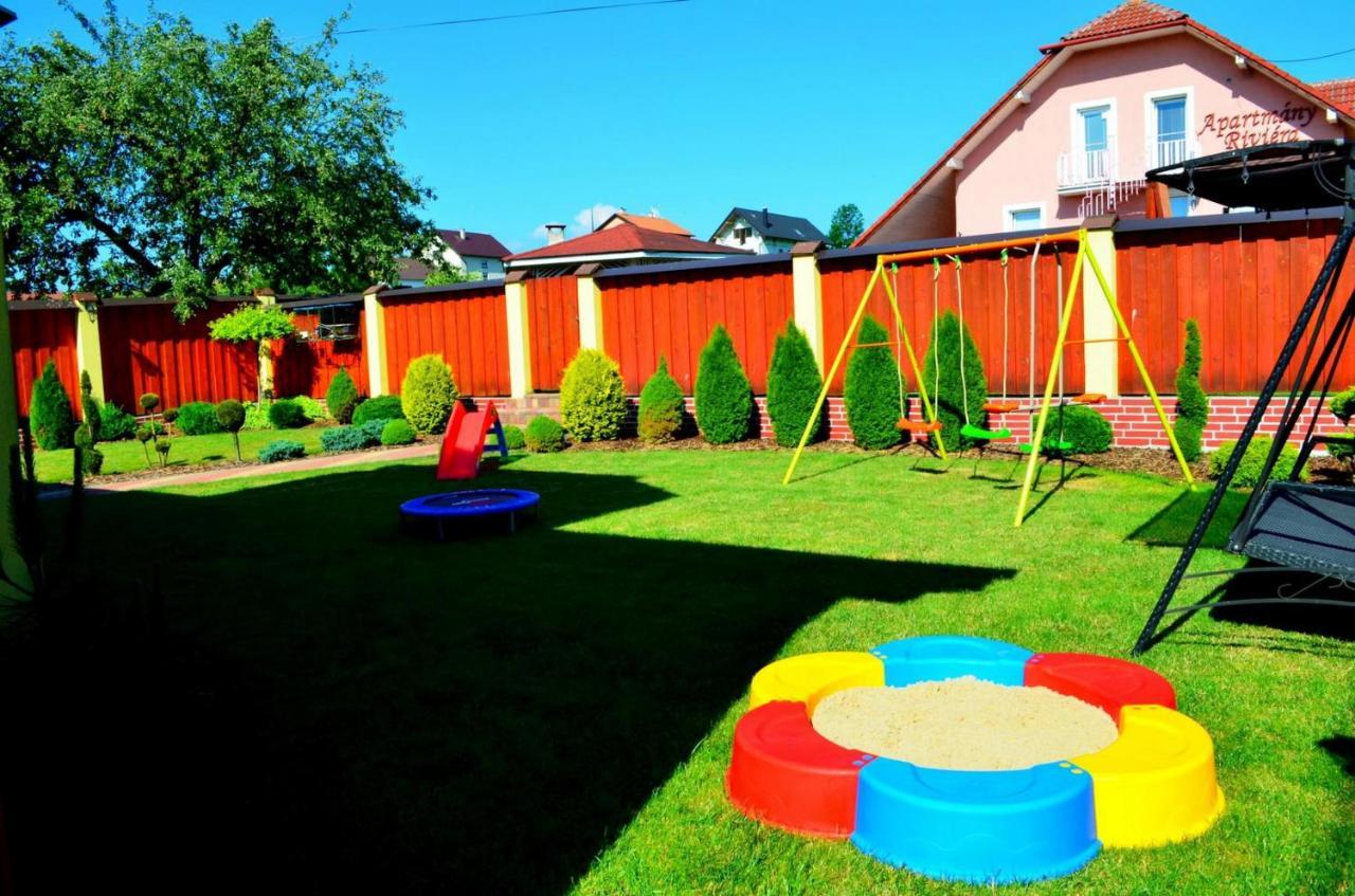 Apartmany Riviera A Chalupa Riviera Liptov, Bešeňová 外观 照片