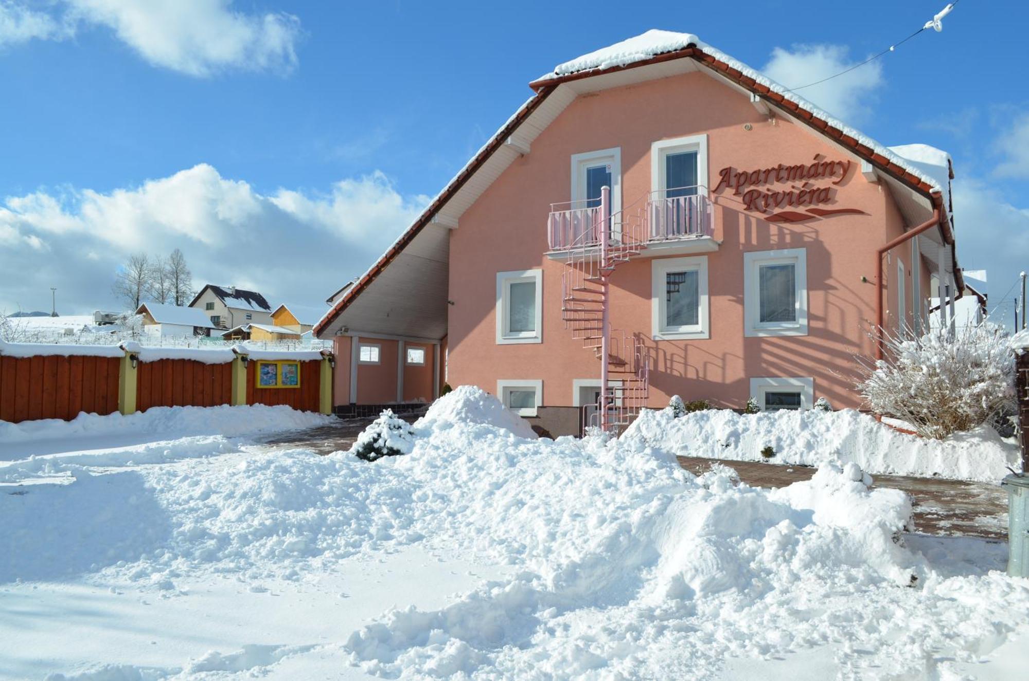 Apartmany Riviera A Chalupa Riviera Liptov, Bešeňová 外观 照片