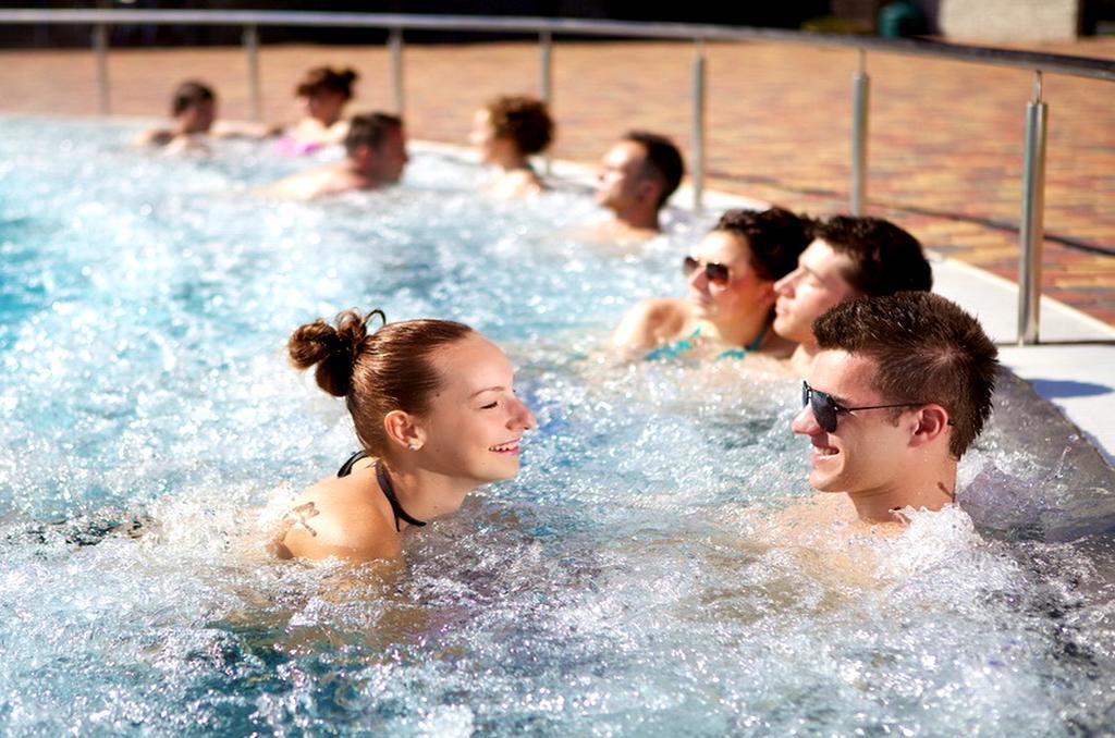 Apartmany Riviera A Chalupa Riviera Liptov, Bešeňová 外观 照片