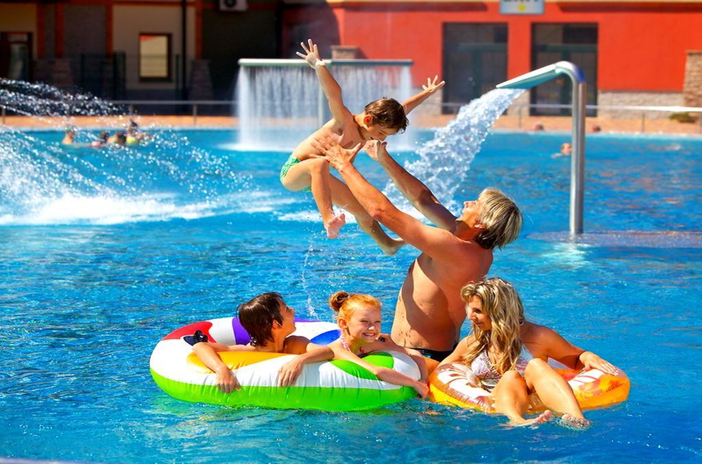 Apartmany Riviera A Chalupa Riviera Liptov, Bešeňová 外观 照片