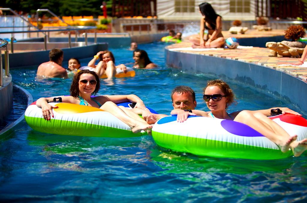 Apartmany Riviera A Chalupa Riviera Liptov, Bešeňová 外观 照片